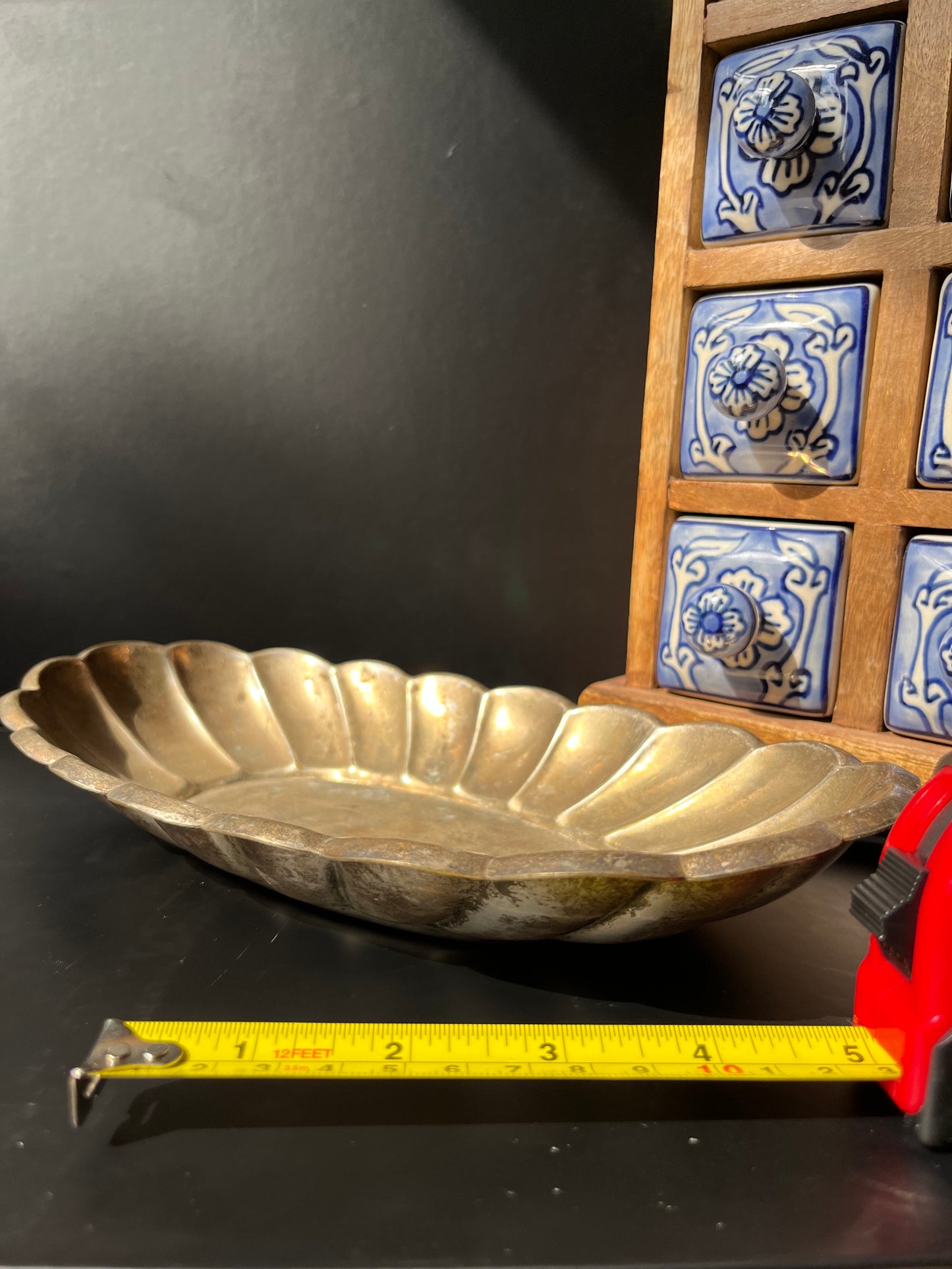 Vintage Silver Plated Tray with Scalloped Edges – Elegant Oval Catchall with Patina